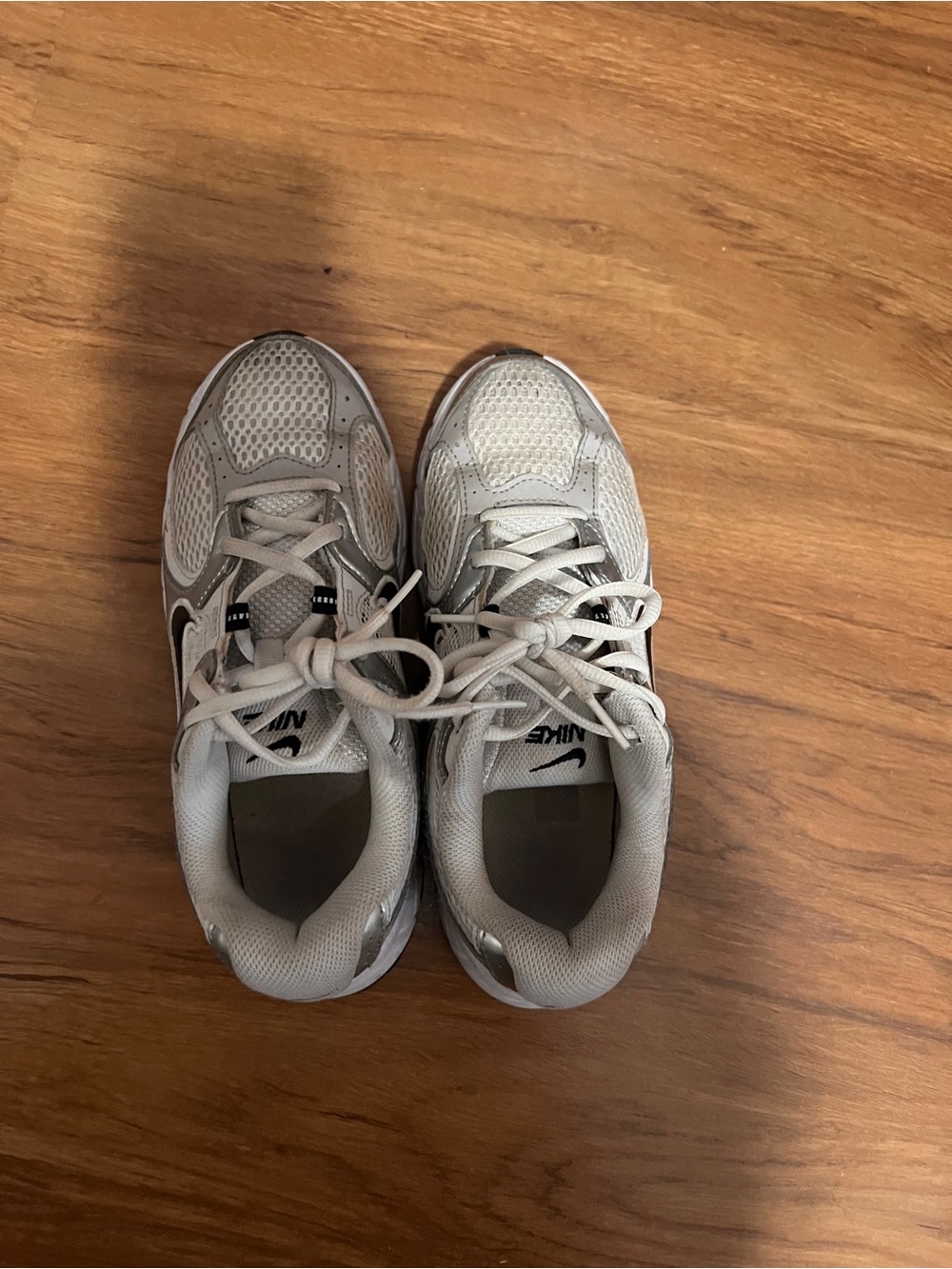 Nike Women's Light Gray Mesh Lace-Up Sneakers